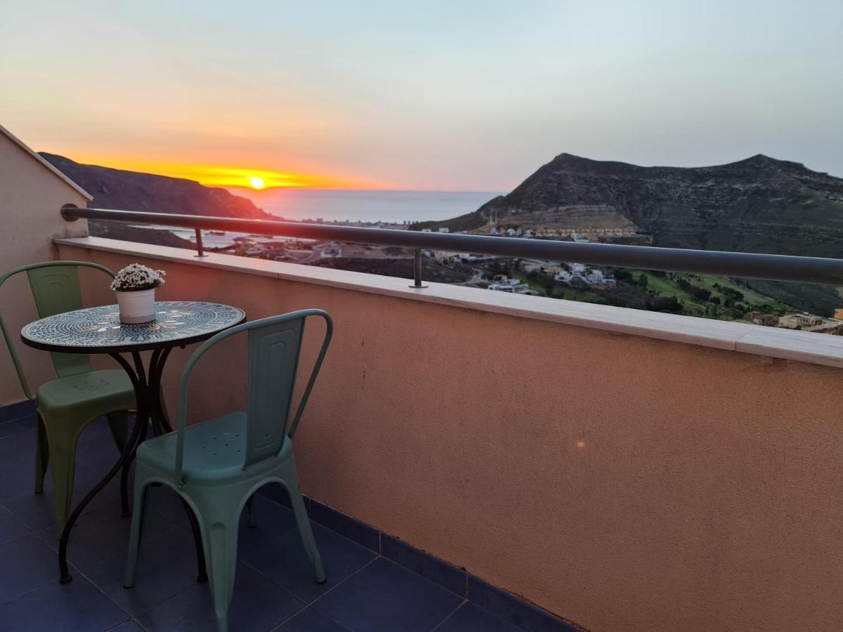 Sybarix Apartment: Precioso Apartamento Con Vistas Al Golf Y El Mar La Envia Exteriör bild