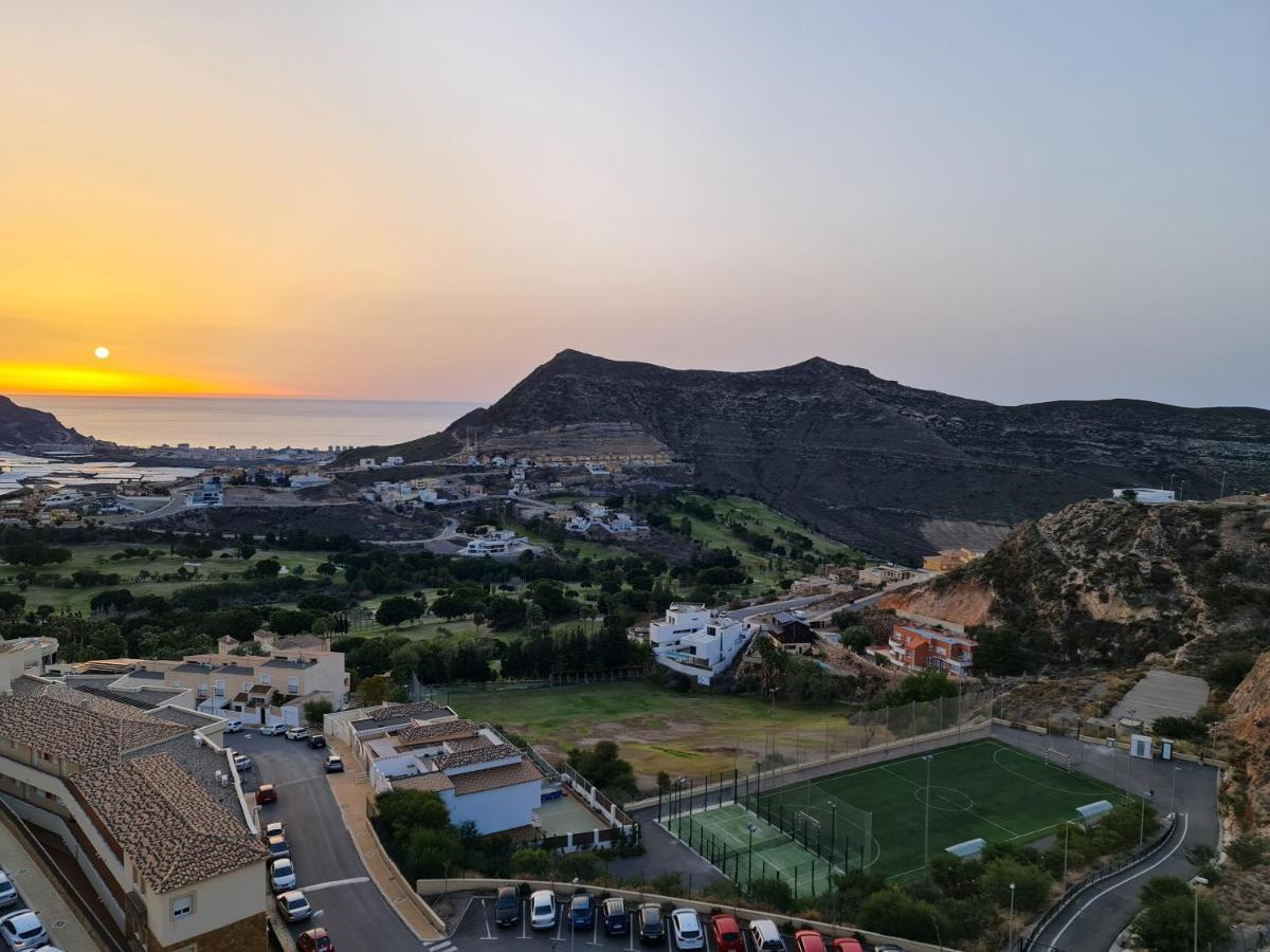 Sybarix Apartment: Precioso Apartamento Con Vistas Al Golf Y El Mar La Envia Exteriör bild